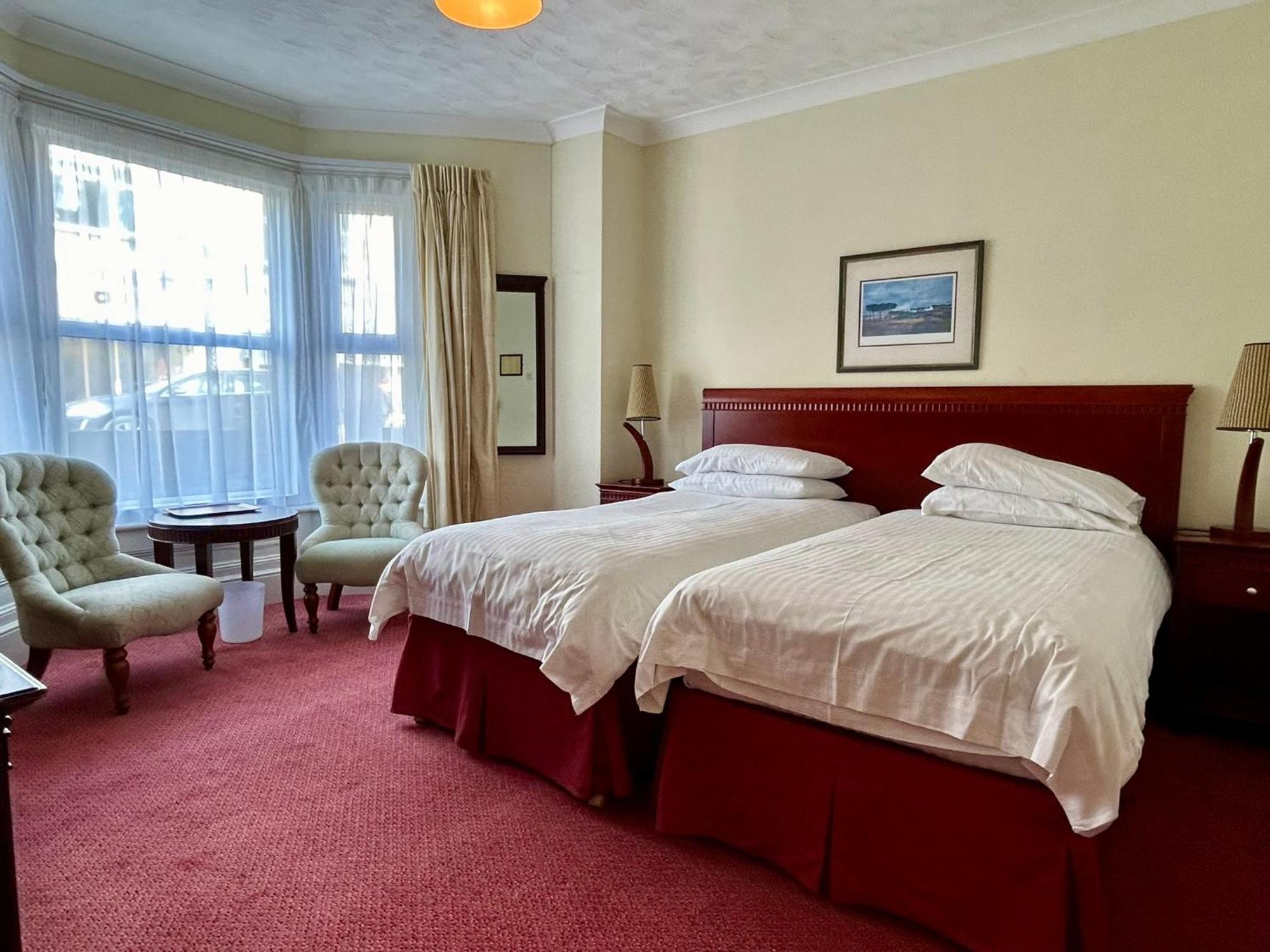 Bay View - Seafront, Sandown - Free Car Ferry For Bookings Of 3 Or More Nights, Subject To Availability Exteriér fotografie